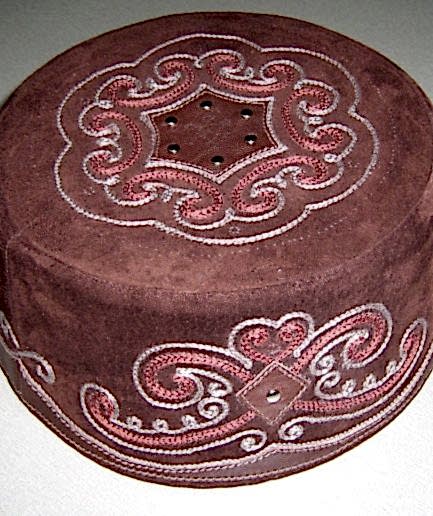 Тюбетейка татарская из замши