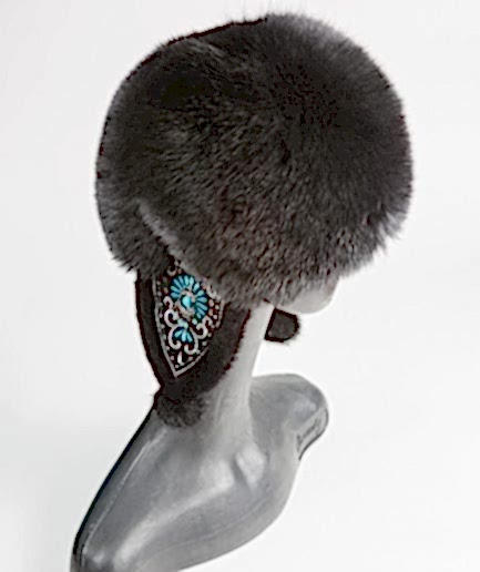 Головной убор женский с расшитыми ушками Головной убор женский с расшитыми ушками