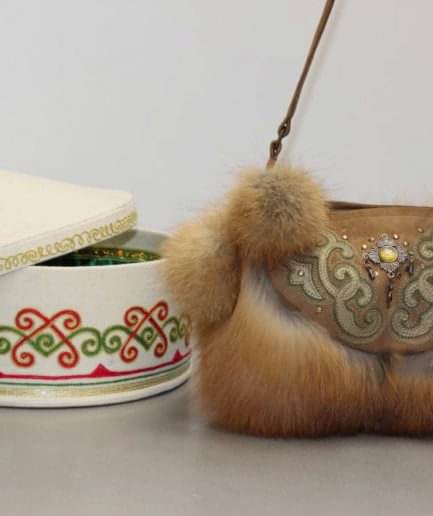 Муфта-сумка из лисы - огневки Муфта-сумка из лисы - огневки