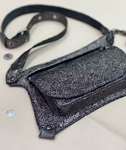 Поясная сумка Поясная сумка