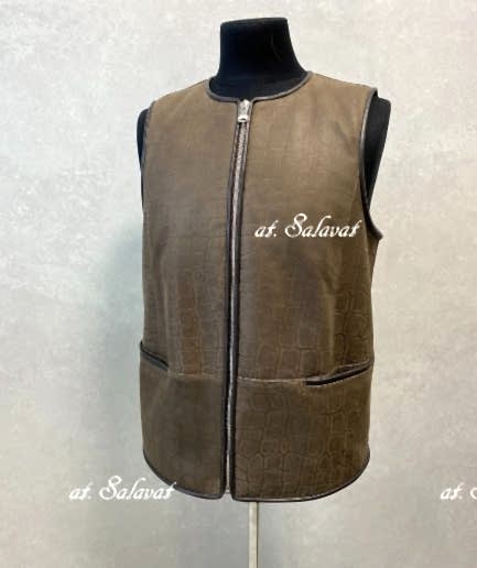 Жилет мужской из дубленой овчинки Жилет мужской из дубленой овчинки