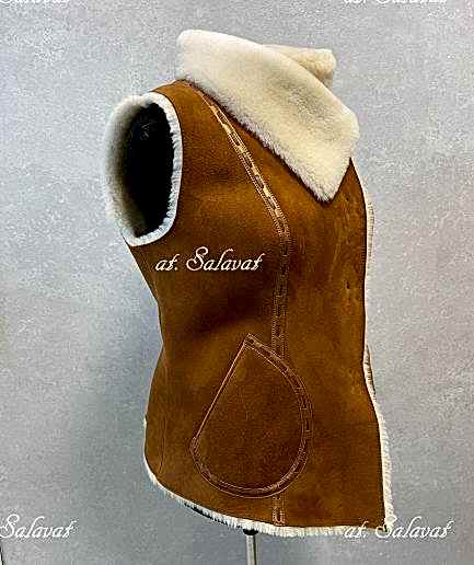 Жилет из меха куницы Жилет из меха куницы