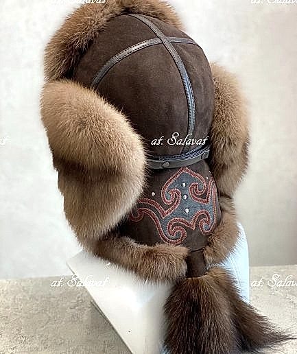 Шапка Малахай "Колаксын" из меха фрост Шапка из соболя Малахай