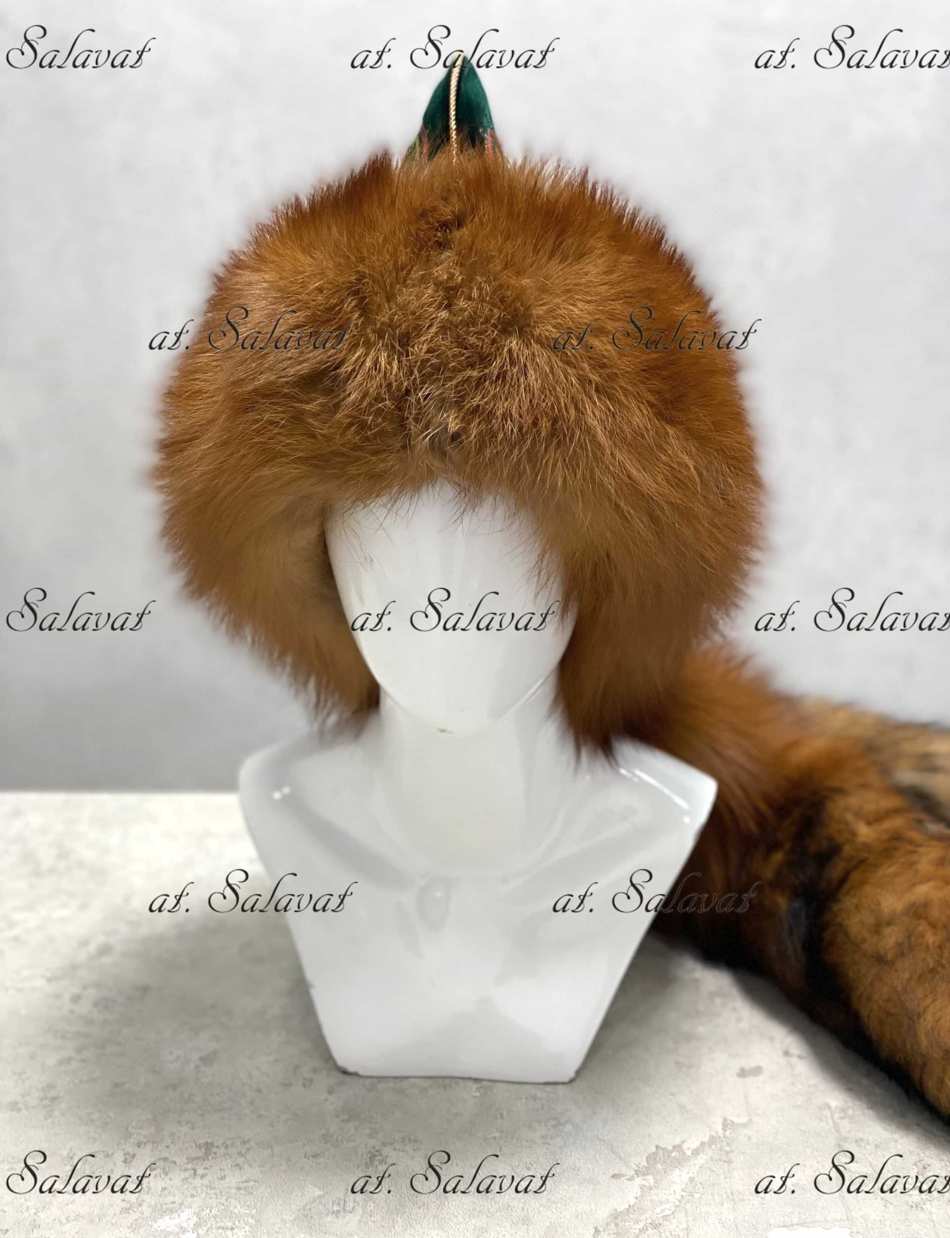 Шапка Салават с хвостом из лисы огневки Шапка Салават с хвостом из лисы огневки