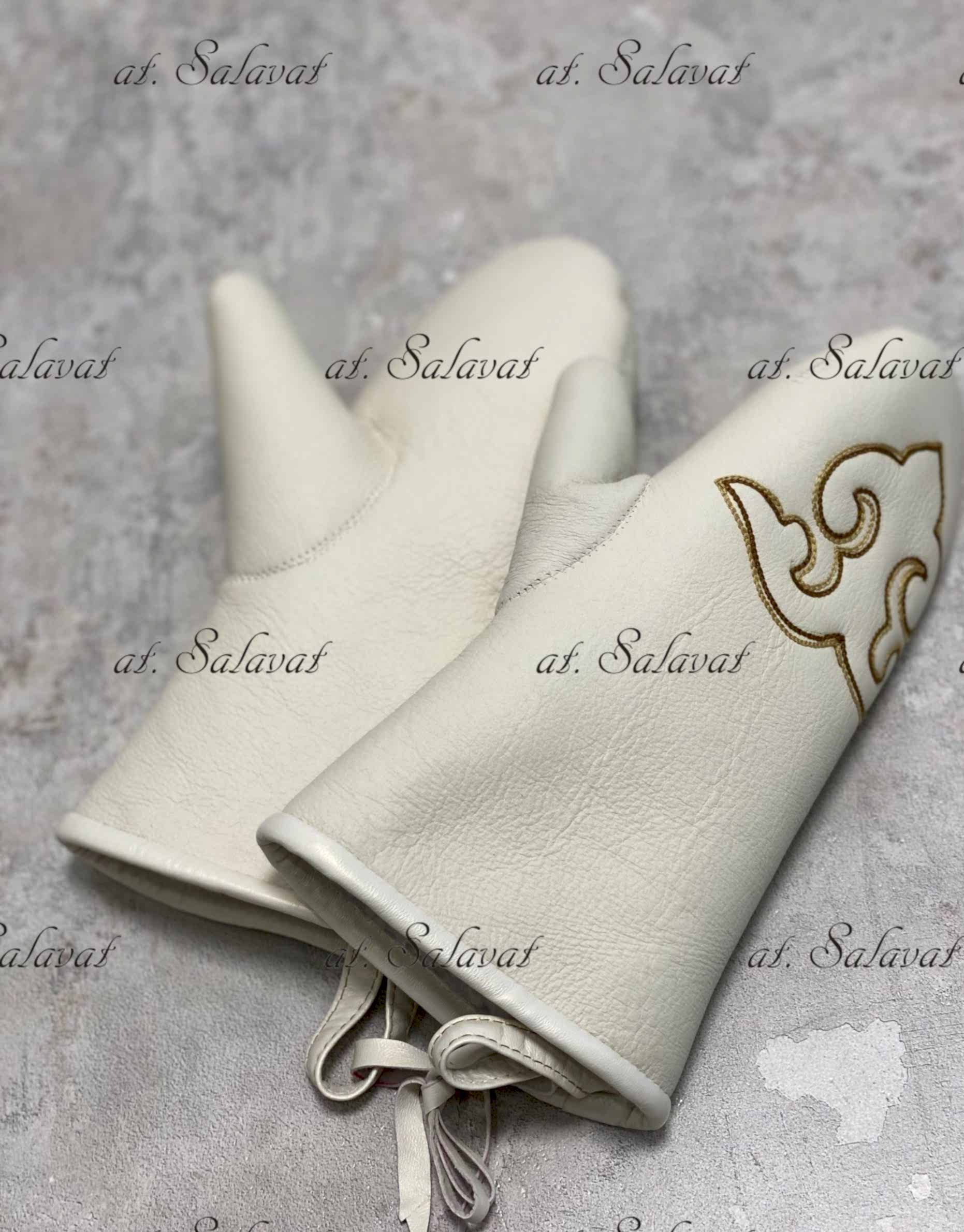 Шапка Салават с хвостом из лисы огневки Шапка Салават с хвостом из лисы огневки