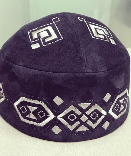 Тюбетейка мужская с вышивкой Тюбетейка мужская ручной работы и натуральной замши