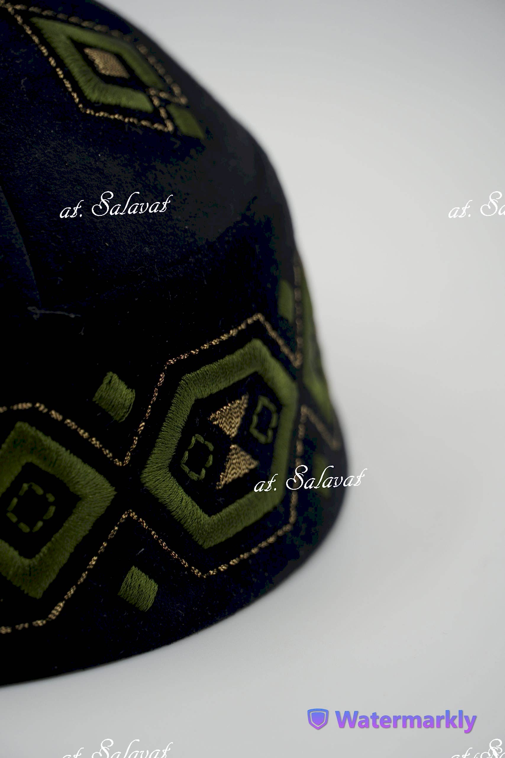 Мусульманская тюбетейка черная Мусульманская тюбетейка черная