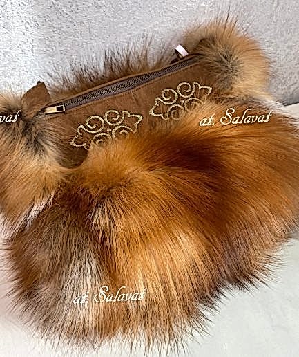 Муфта - сумка из натурального меха лисы огневки Муфта - сумка из натурального меха лисы огневки