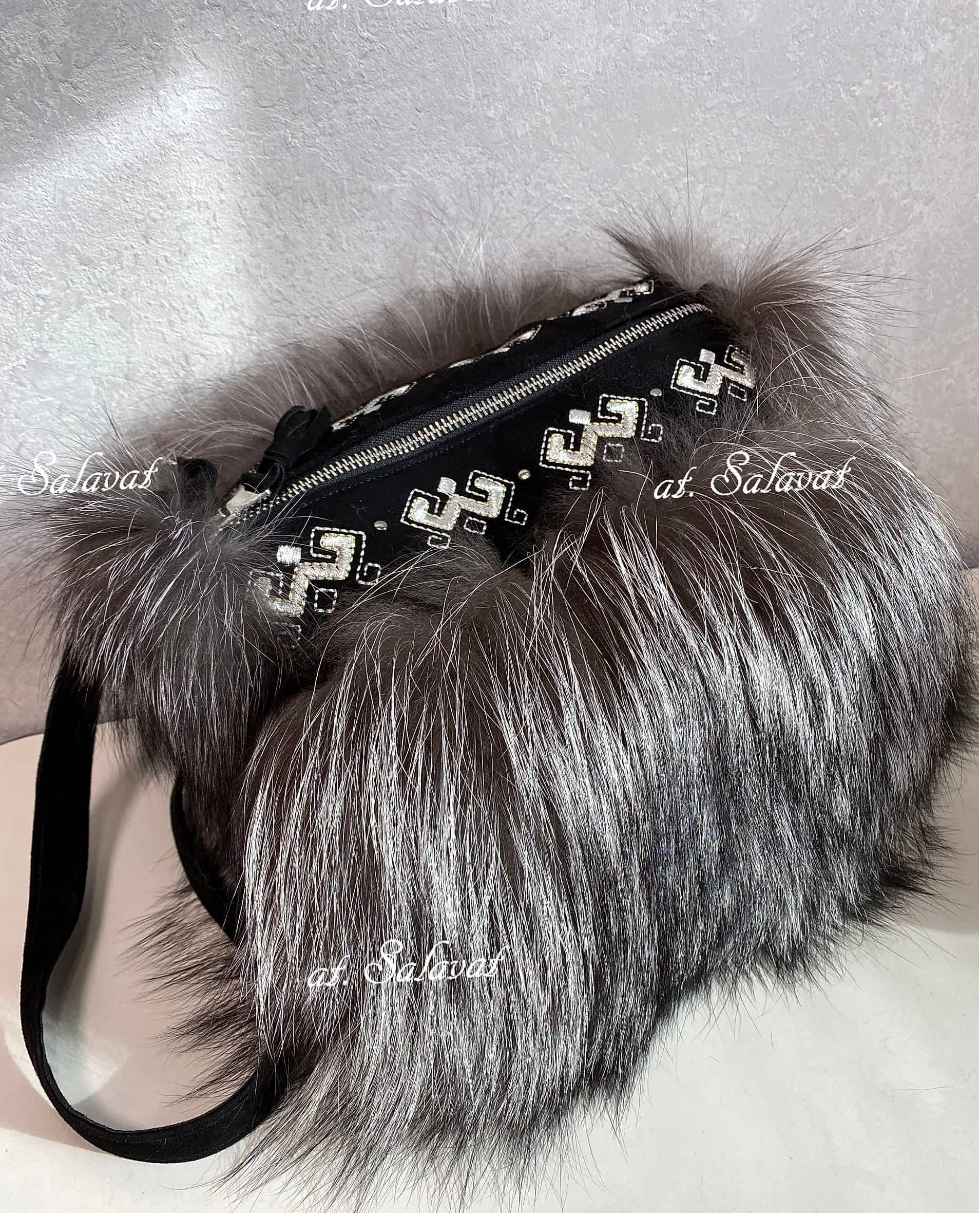 Муфта-сумка из натурального меха Муфта-сумка из натурального меха