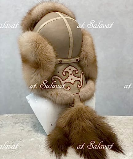 Шапка малахай из куницы с хвостом Шапка малахай из куницы с хвостом