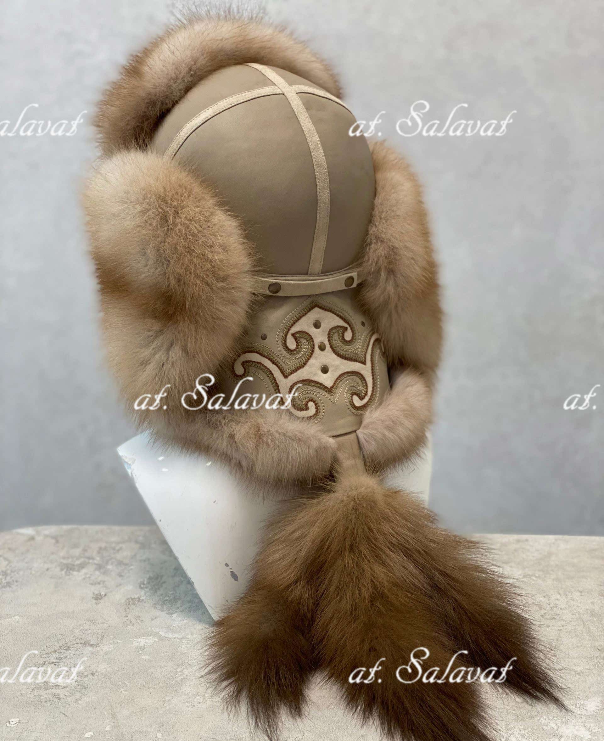 Шапка малахай из куницы с хвостом Шапка малахай из куницы с хвостом