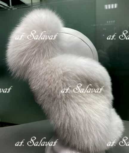 Женская шапка из белого песца «Колаксын» Женская шапка из белого песца «Колаксын»