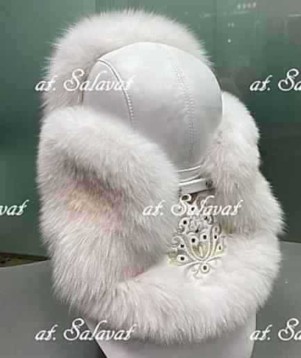 Женская шапка из белого песца «Колаксын» Женская шапка из белого песца «Колаксын»
