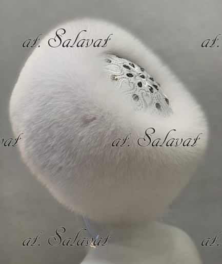 Женская шапка из белого песца «Неркес» Женская шапка из белого песца «Неркес»