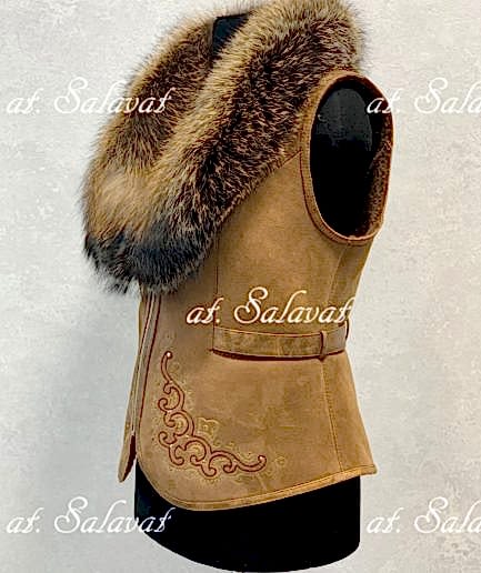 Жилет женский из итальянской дубленки в этно стиле Жилет женский из итальянской дубленки в этно стиле