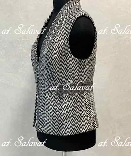 Жилет женский из итальянской дубленки в этно стиле Жилет женский из итальянской дубленки в этно стиле