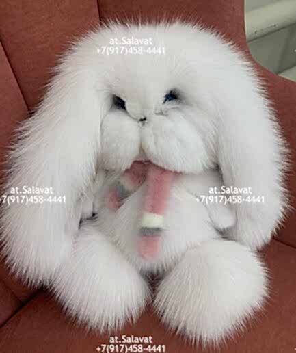 Заяц коллекционный из белого песца Заяц коллекционный из белого песца