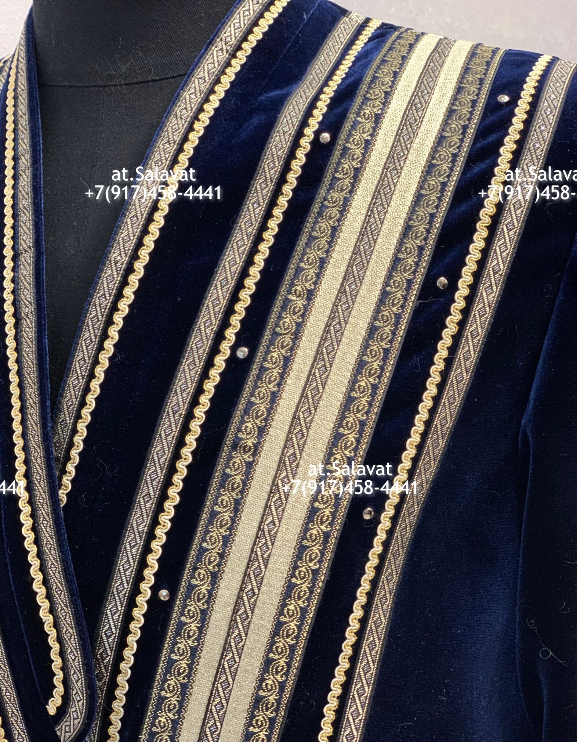 Елян башкирский с орнаментом из красного английского сукна Елян башкирский с орнаментом из красного английского сукна