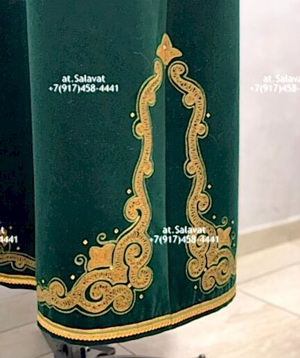 Елян башкирский с орнаментом из красного английского сукна Елян башкирский с орнаментом из красного английского сукна