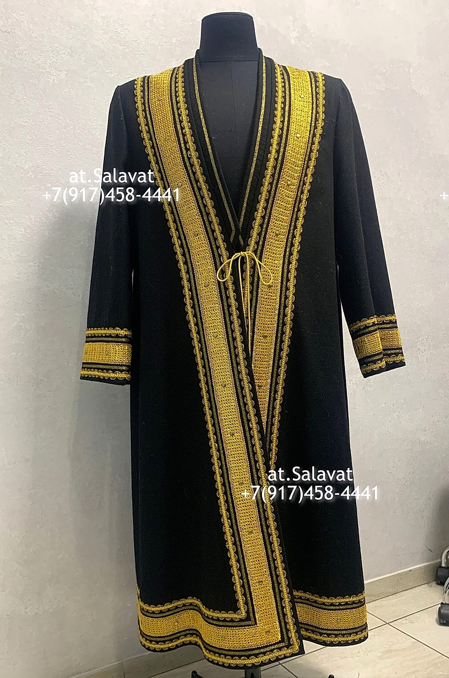 Елян башкирский с орнаментом из красного английского сукна Елян башкирский с орнаментом из красного английского сукна