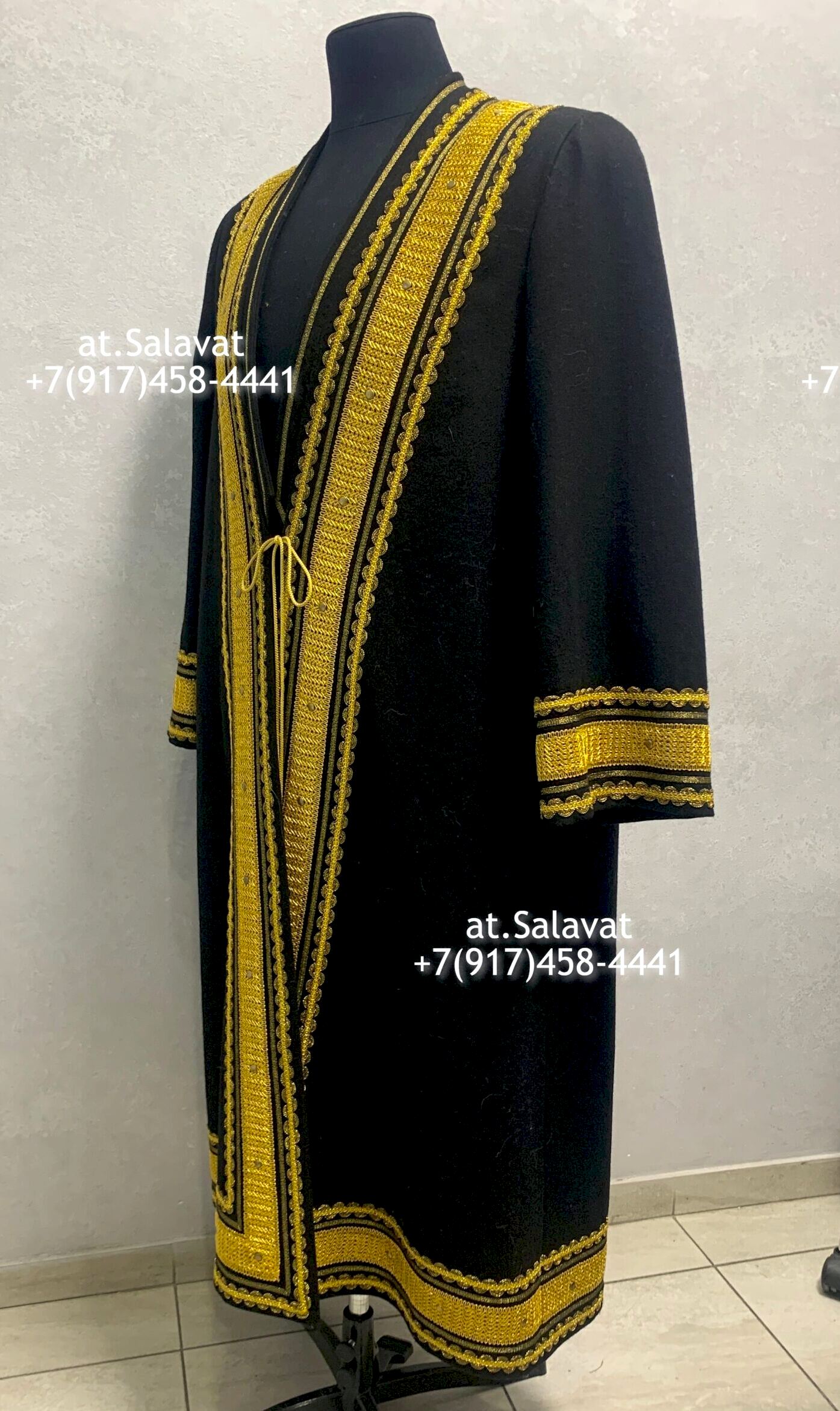 Елян башкирский с орнаментом из красного английского сукна Елян башкирский с орнаментом из красного английского сукна