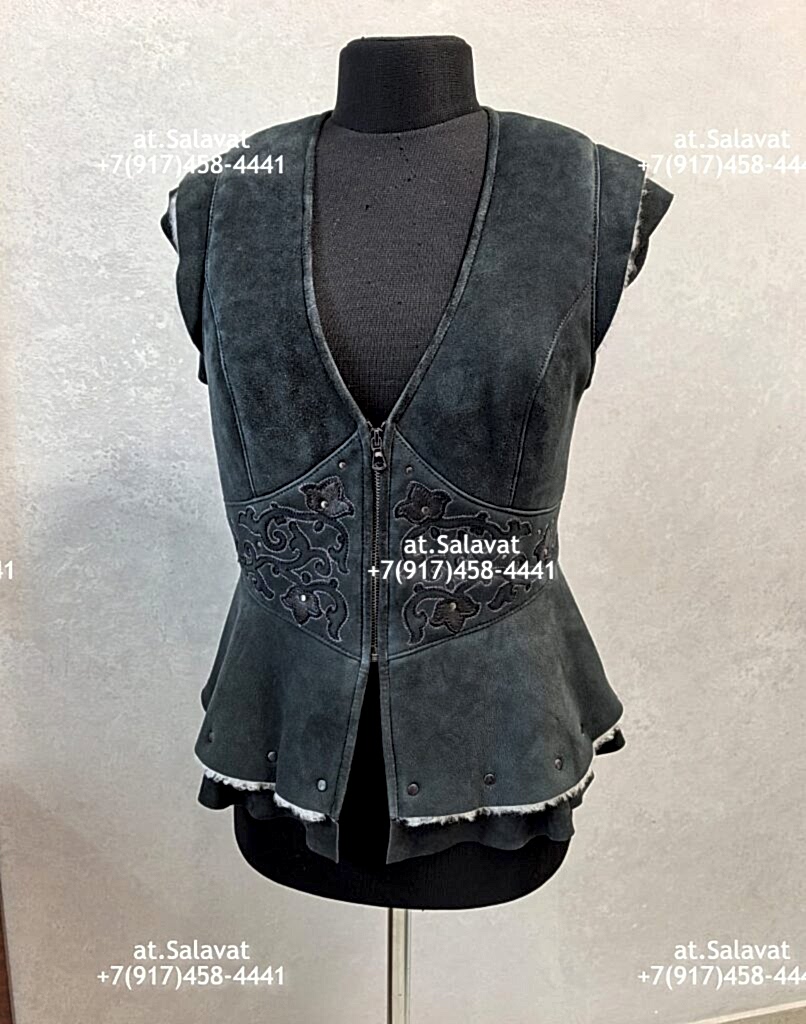 Черный женский жилет из дубленой овчины Черный женский жилет из дубленой овчины