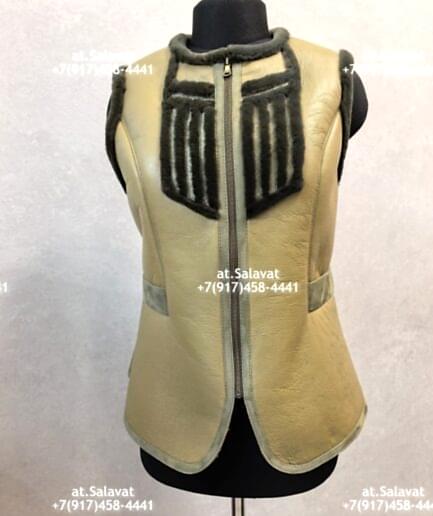 Черный женский жилет из дубленой овчины Черный женский жилет из дубленой овчины