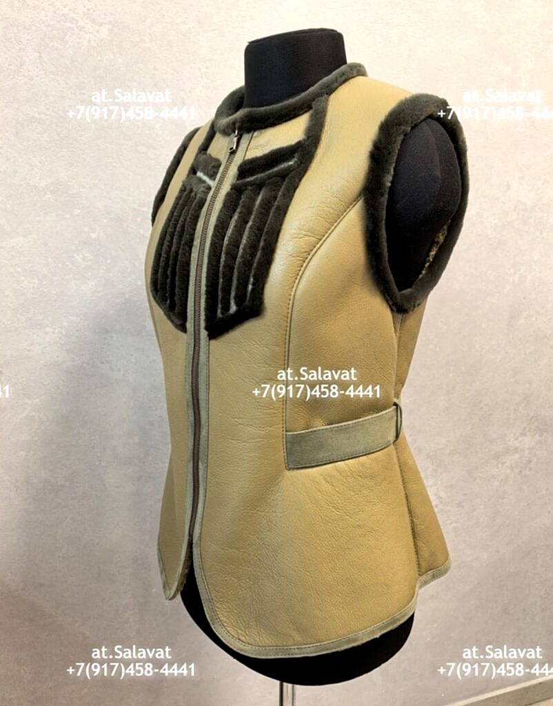 Черный женский жилет из дубленой овчины Черный женский жилет из дубленой овчины