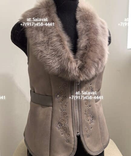 Черный женский жилет из дубленой овчины Черный женский жилет из дубленой овчины