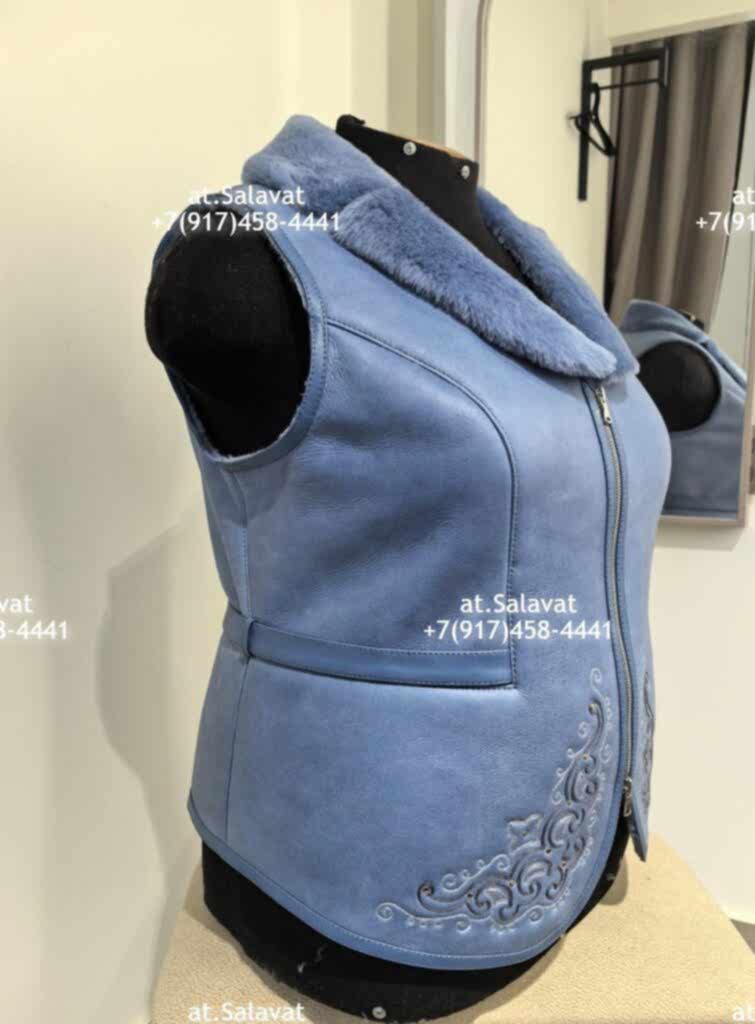 Черный женский жилет из дубленой овчины Черный женский жилет из дубленой овчины