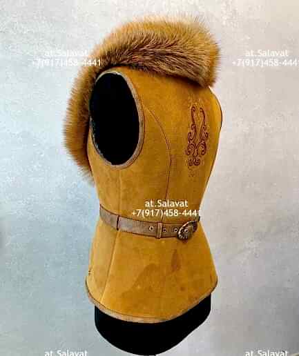 Черный женский жилет из дубленой овчины Черный женский жилет из дубленой овчины